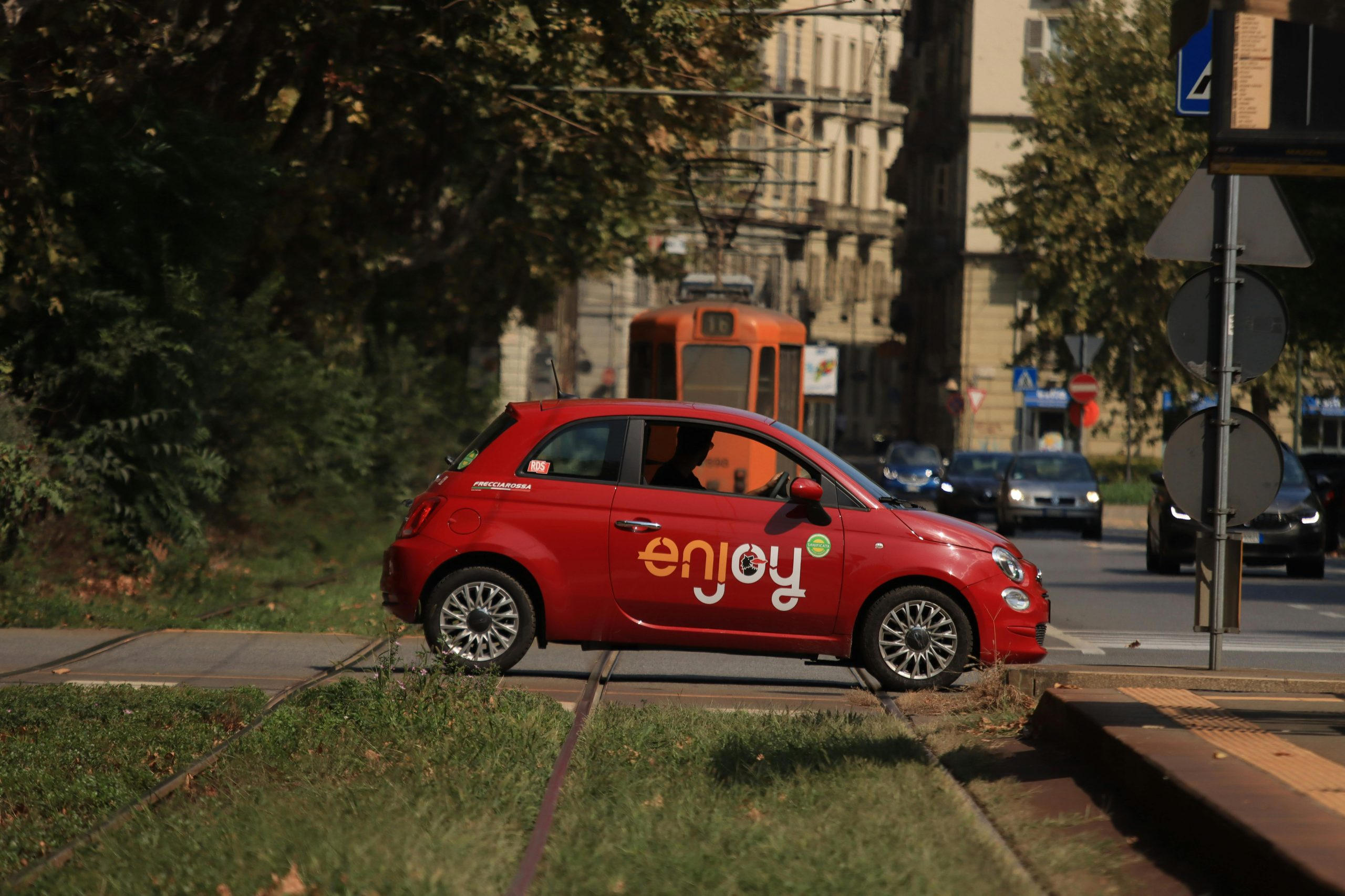 Greenwashing in Car Advertising: Separating Facts from Hype