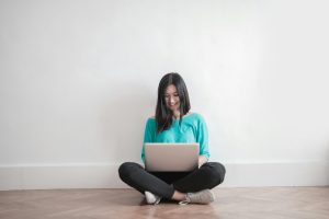 Latest Connectivity Trends: Cars and the Internet of Things