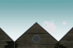 Stage Your Home to Sell in Any Season