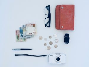 How to Develop Authentic Personal Style on Budget