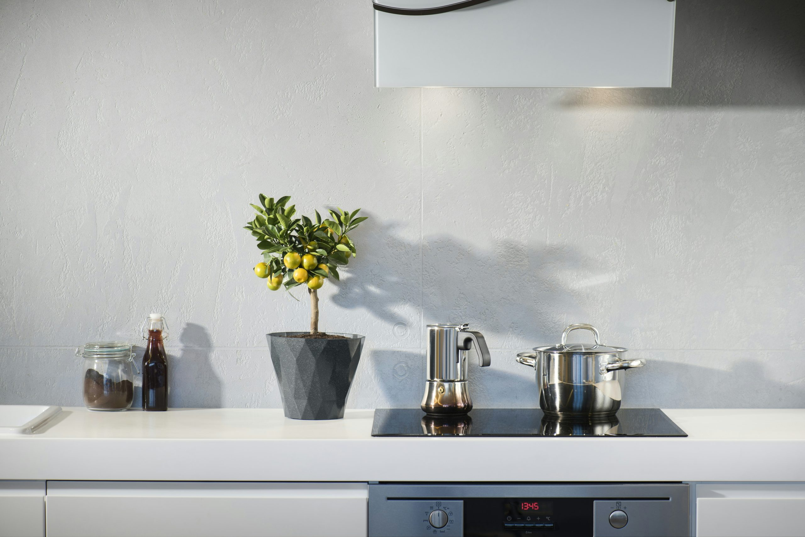 Blenders with self-cleaning and smart timer features