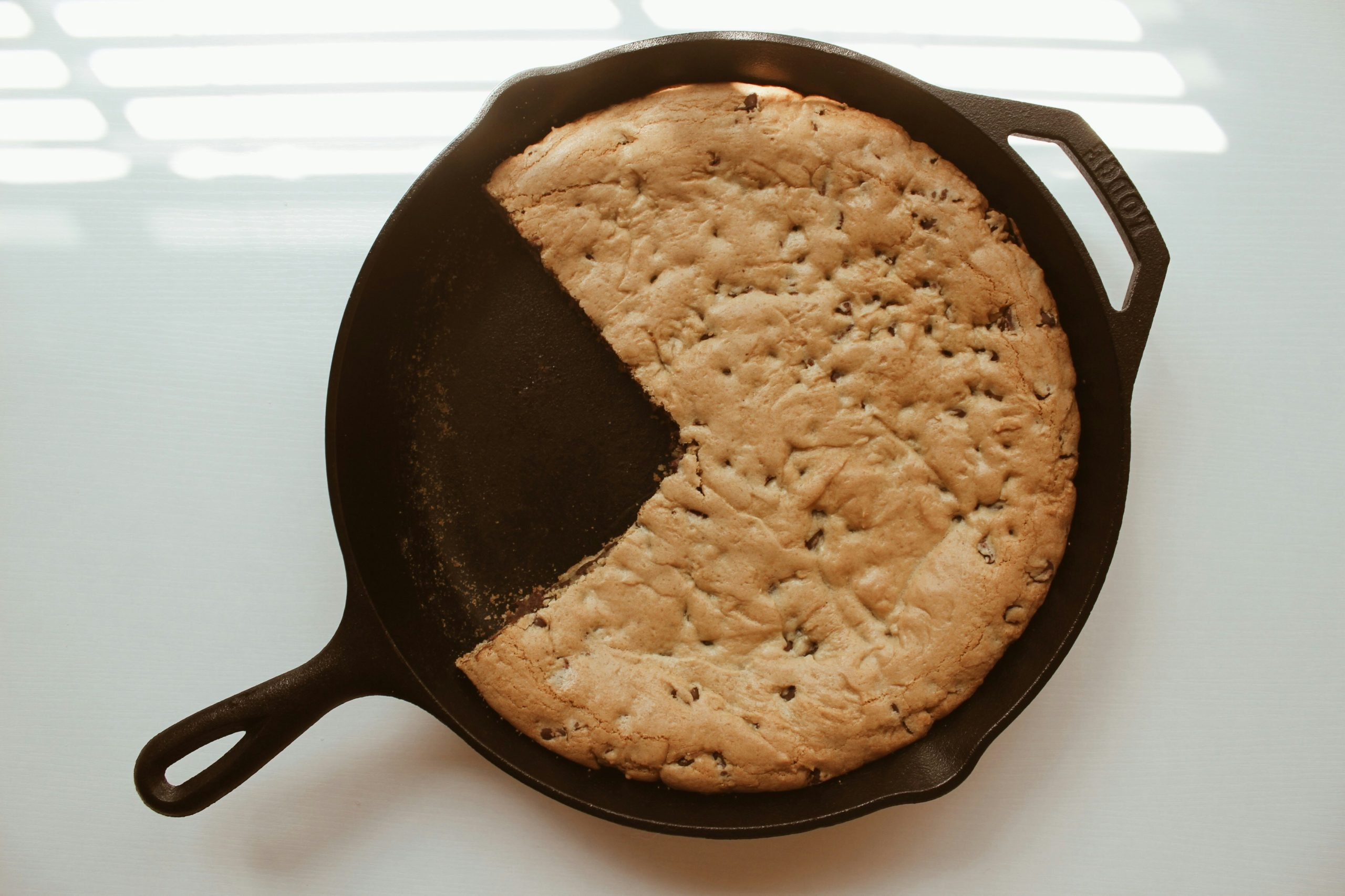 Smart ovens suggesting recipes based on ingredients inside