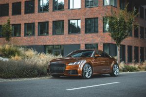 Real-World Range: Testing Electric Cars Versus Manufacturer Claims