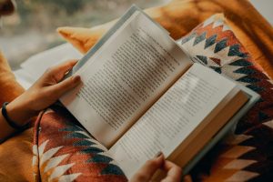 Outdoor Reading Spaces for Summer